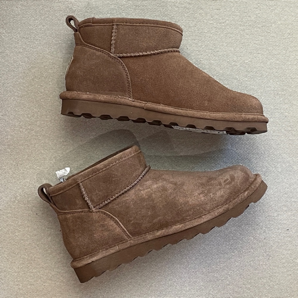 Women’s Bearpaw shorty boots - Brown Suede Ankle Boots